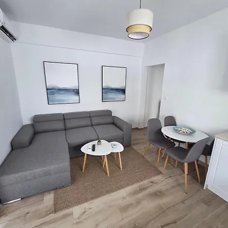 Lara Seaside Apartment Nea Kallikrateia